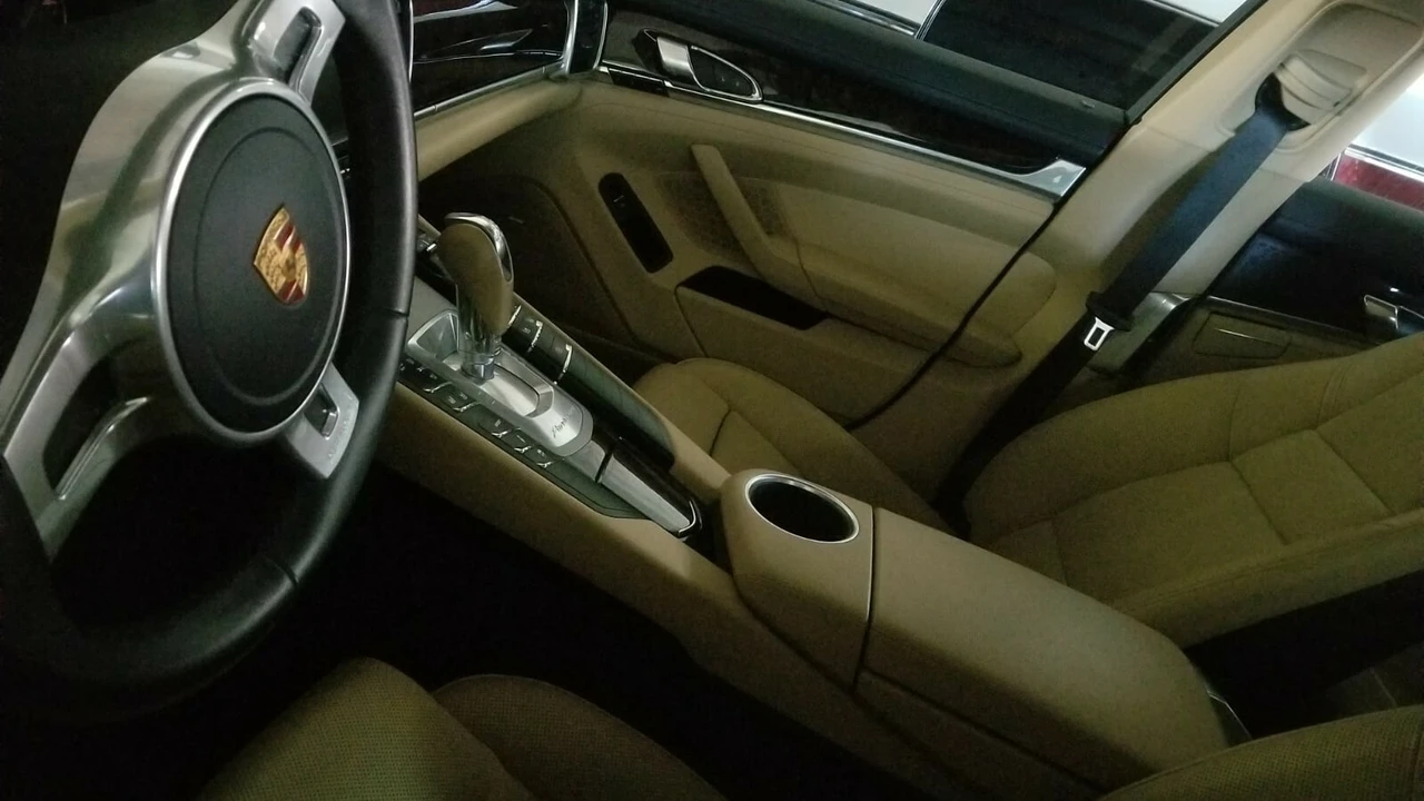 2018 Porsche 971 Panamera - Image 2 of 2