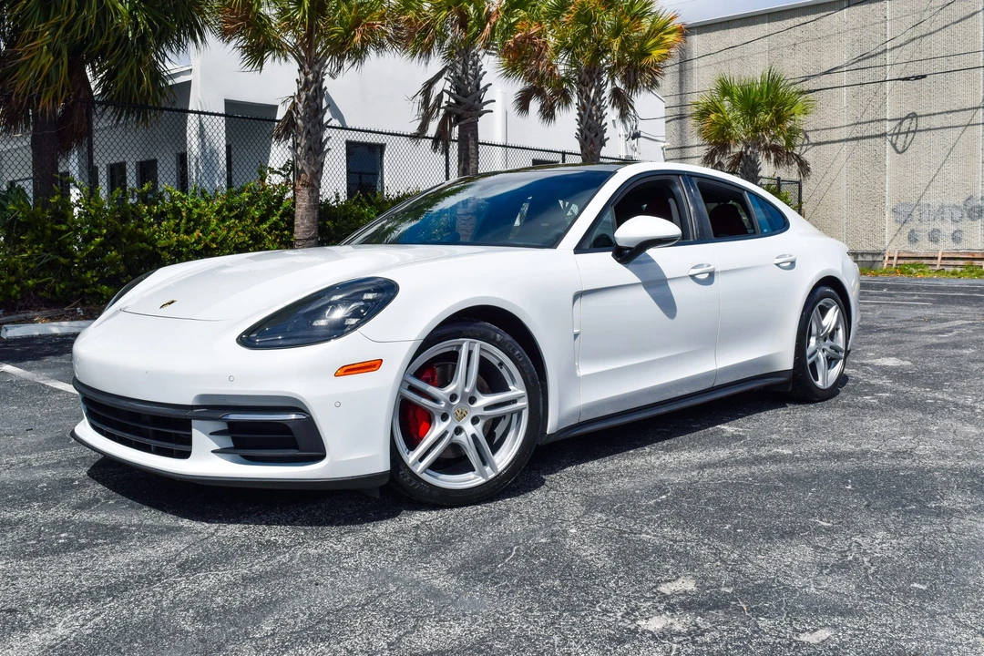 2018 Porsche 971 Panamera - Image 6 of 31