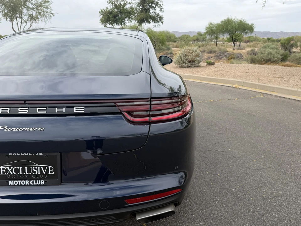2018 Porsche 971 Panamera - Image 28 of 31