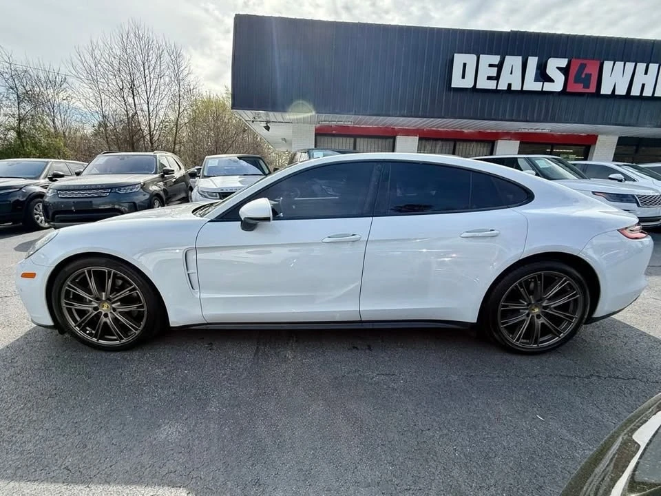2018 Porsche 971 Panamera - Image 9 of 11