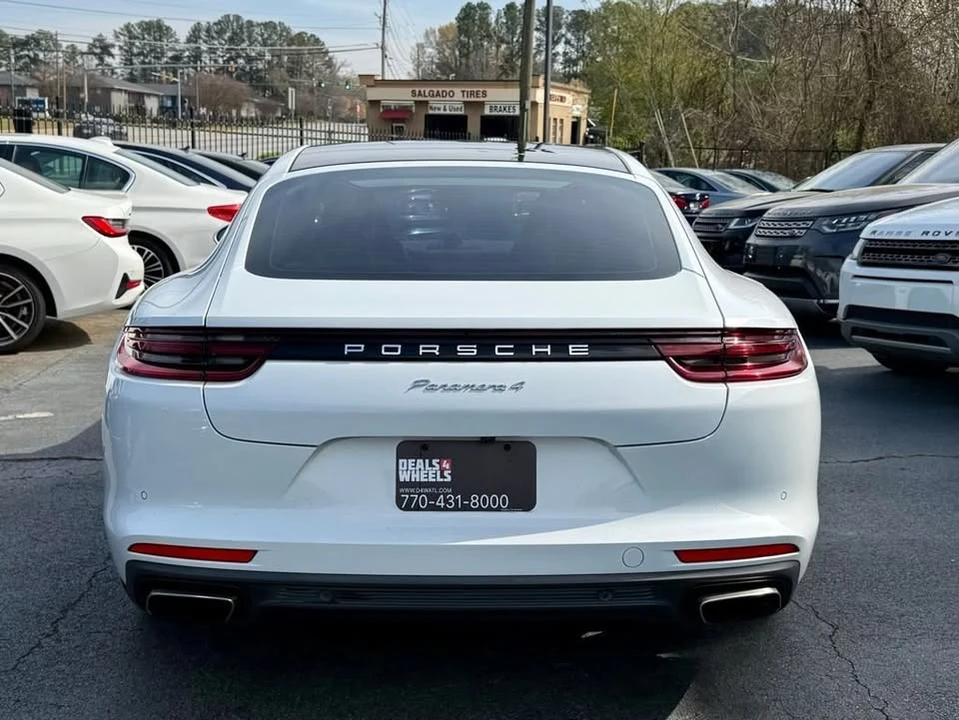 2018 Porsche 971 Panamera - Image 6 of 11