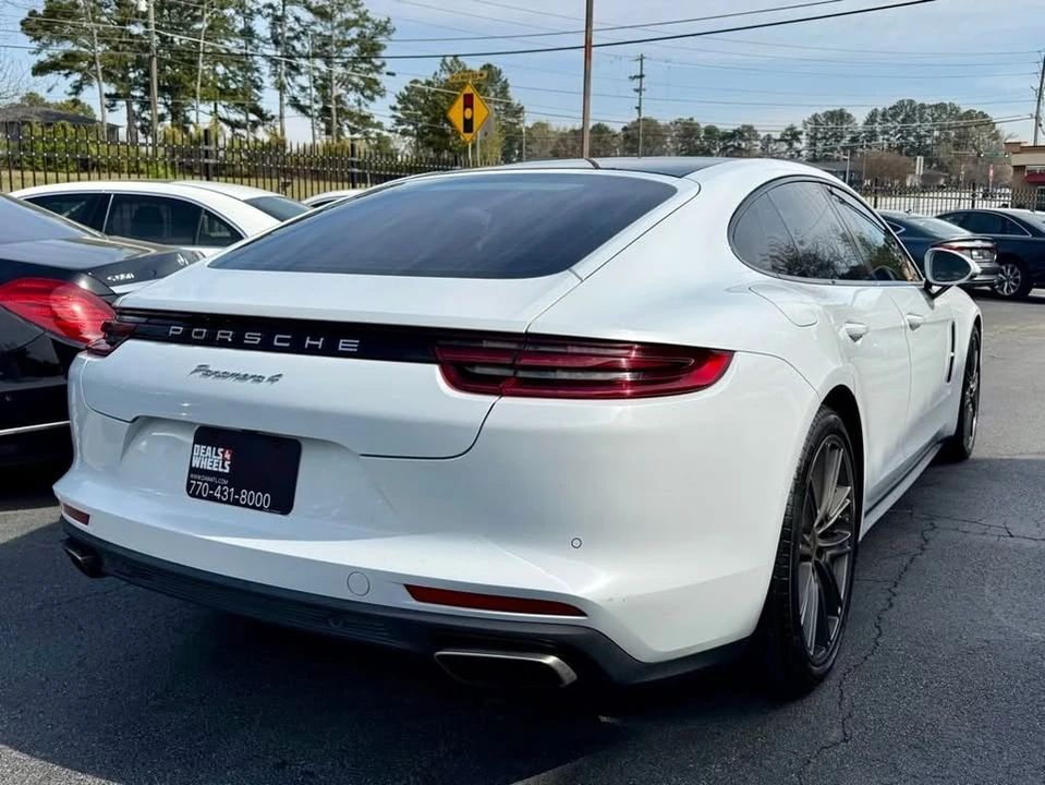 2018 Porsche 971 Panamera - Image 5 of 11