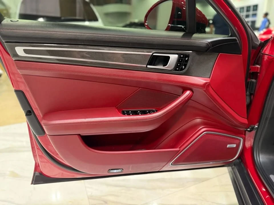 2018 Porsche 971 Panamera - Image 19 of 20
