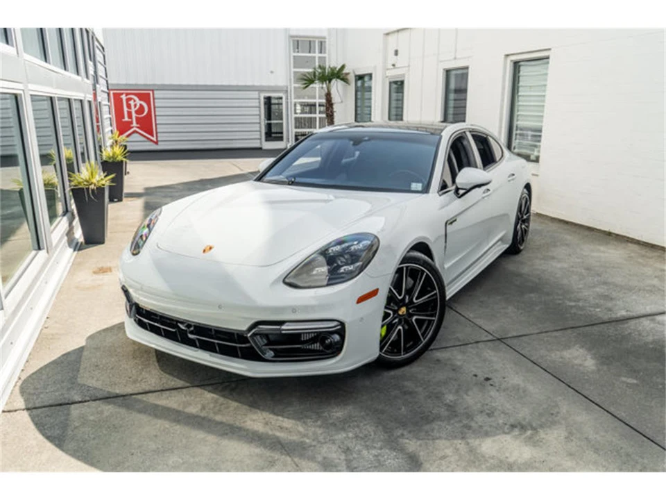 2018 Porsche 971 Panamera - Image 3 of 12
