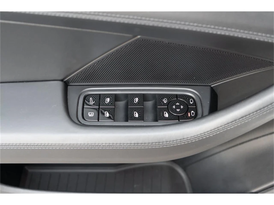 2018 Porsche 971 Panamera - Image 12 of 12