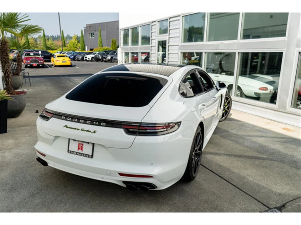 2018 Porsche 971 Panamera - Image 6 of 12