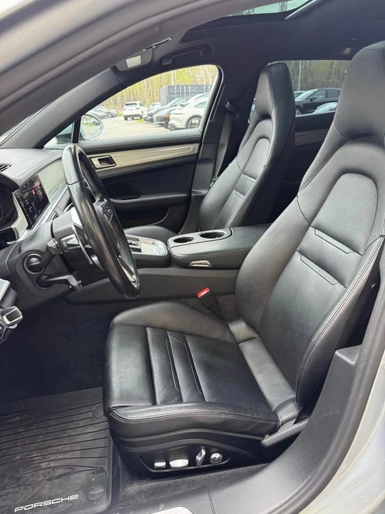 2018 Porsche 971 Panamera - Image 6 of 10
