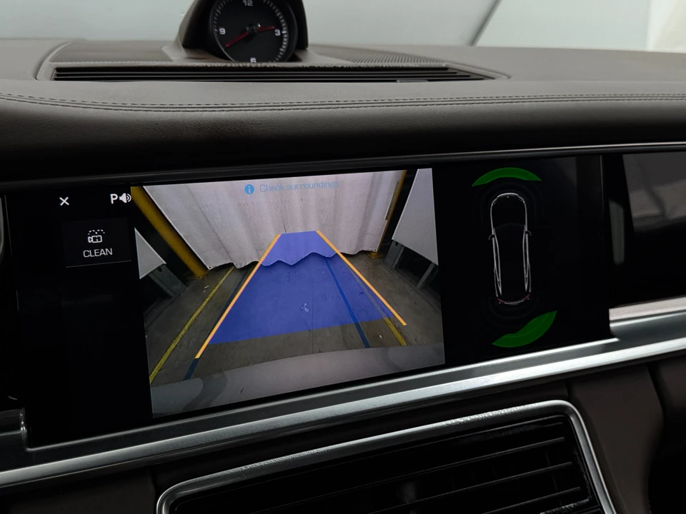 2018 Porsche 971 Panamera - Image 17 of 31