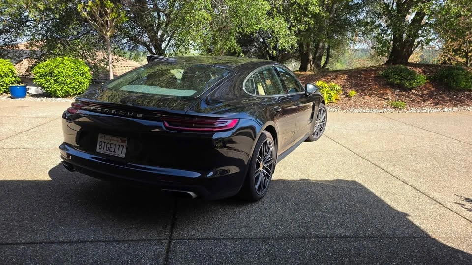 2018 Porsche 971 Panamera - Image 4 of 8