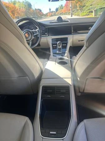 2018 Porsche 971 Panamera - Image 5 of 15