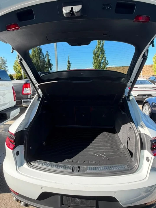 2018 Porsche Macan S - Image 5 of 14