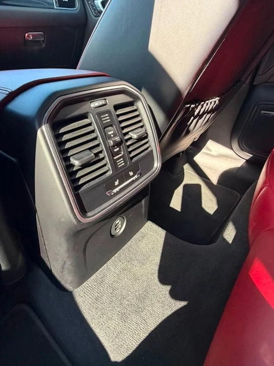 2018 Porsche Macan S - Image 9 of 14