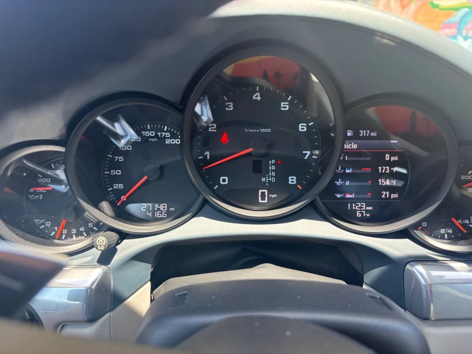 2018 Porsche 991 Targa 4 & 4S - Image 9 of 23