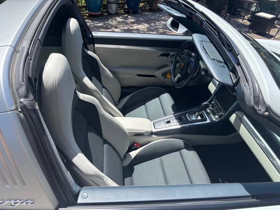 2018 Porsche 991 Targa 4 & 4S - Image 20 of 23