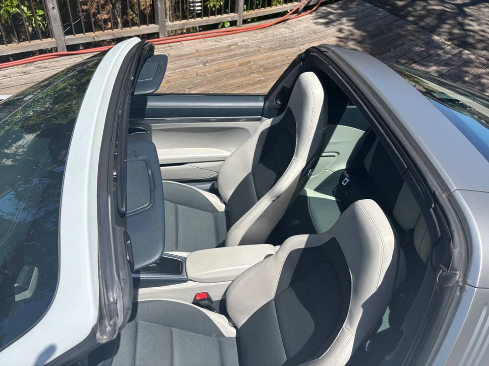 2018 Porsche 991 Targa 4 & 4S - Image 19 of 23