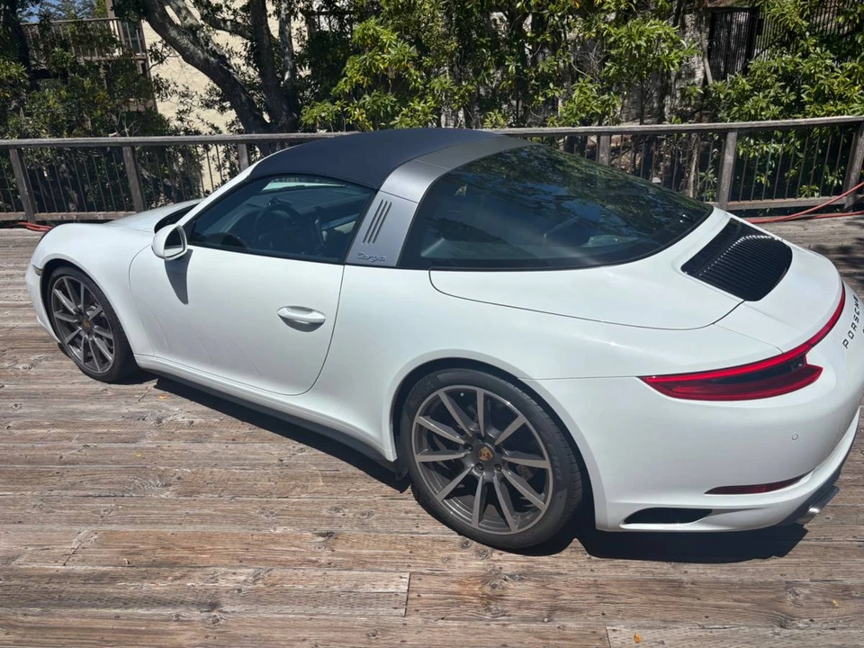 2018 Porsche 991 Targa 4 & 4S - Image 8 of 24
