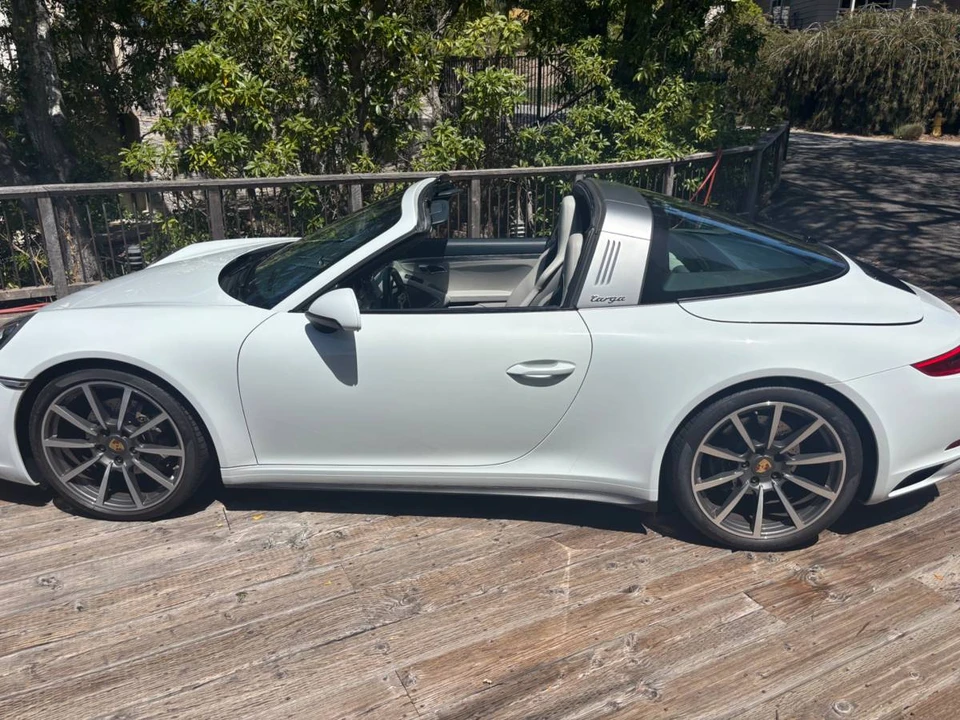 2018 Porsche 991 Targa 4 & 4S - Image 5 of 23