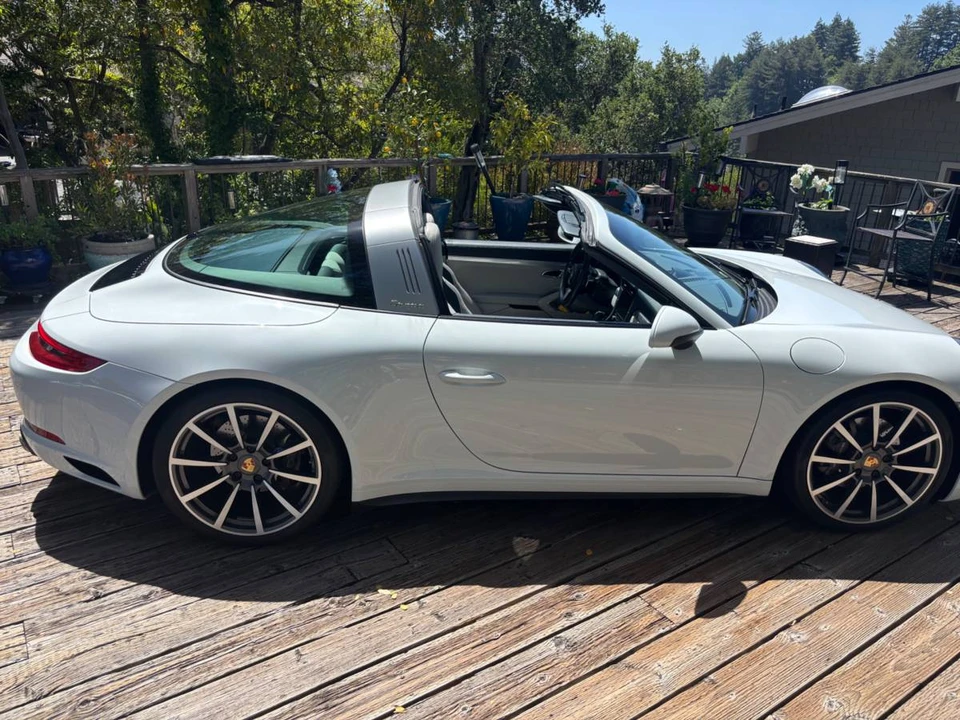 2018 Porsche 991 Targa 4 & 4S - Image 6 of 23