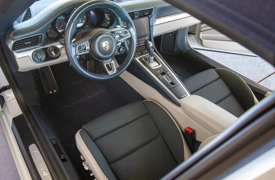 2018 Porsche 991 Targa 4 & 4S - Image 20 of 20