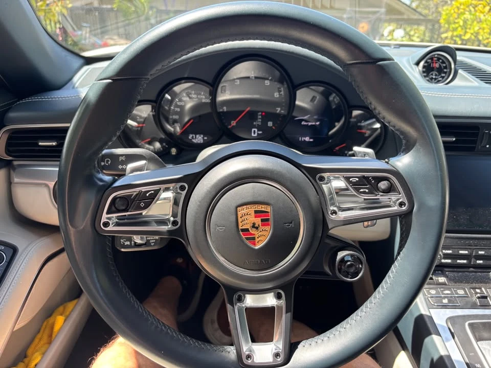 2018 Porsche 991 Targa 4 & 4S - Image 19 of 20