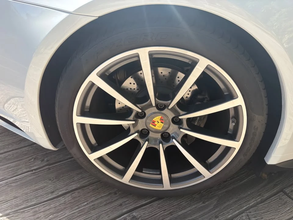 2018 Porsche 991 Targa 4 & 4S - Image 15 of 20