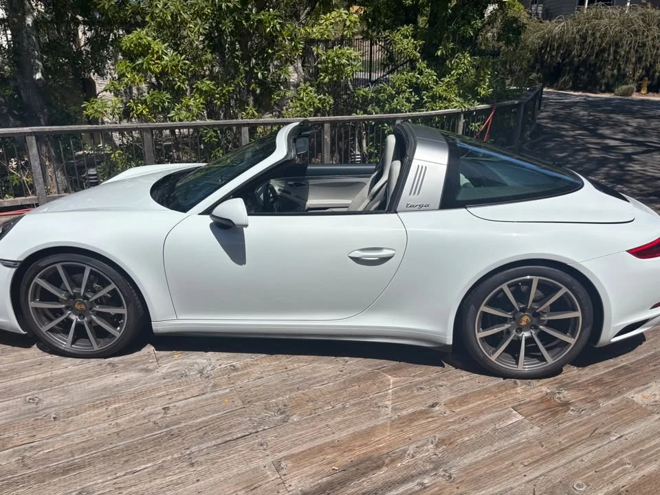 2018 Porsche 991 Targa 4 & 4S - Image 16 of 20
