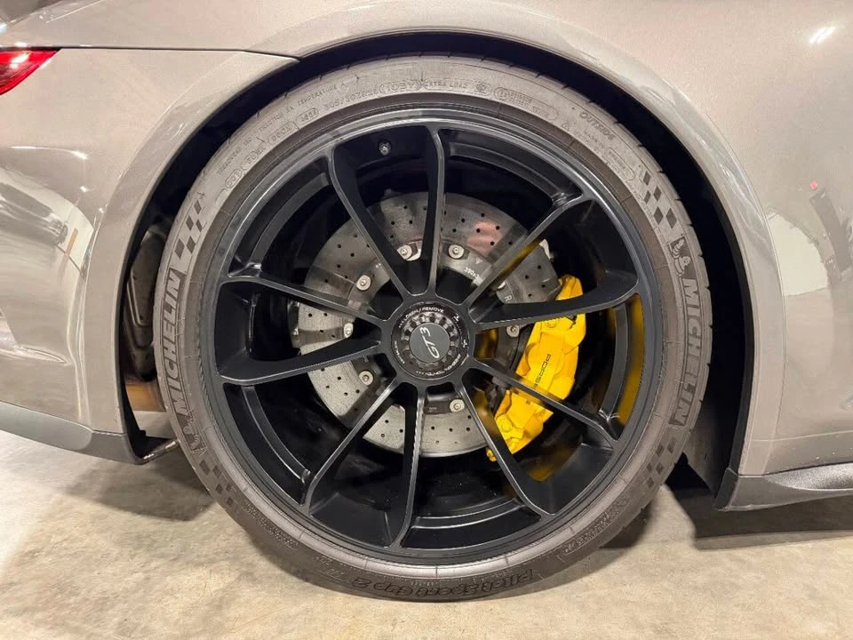 2018 Porsche 991 GT3 - Image 17 of 19