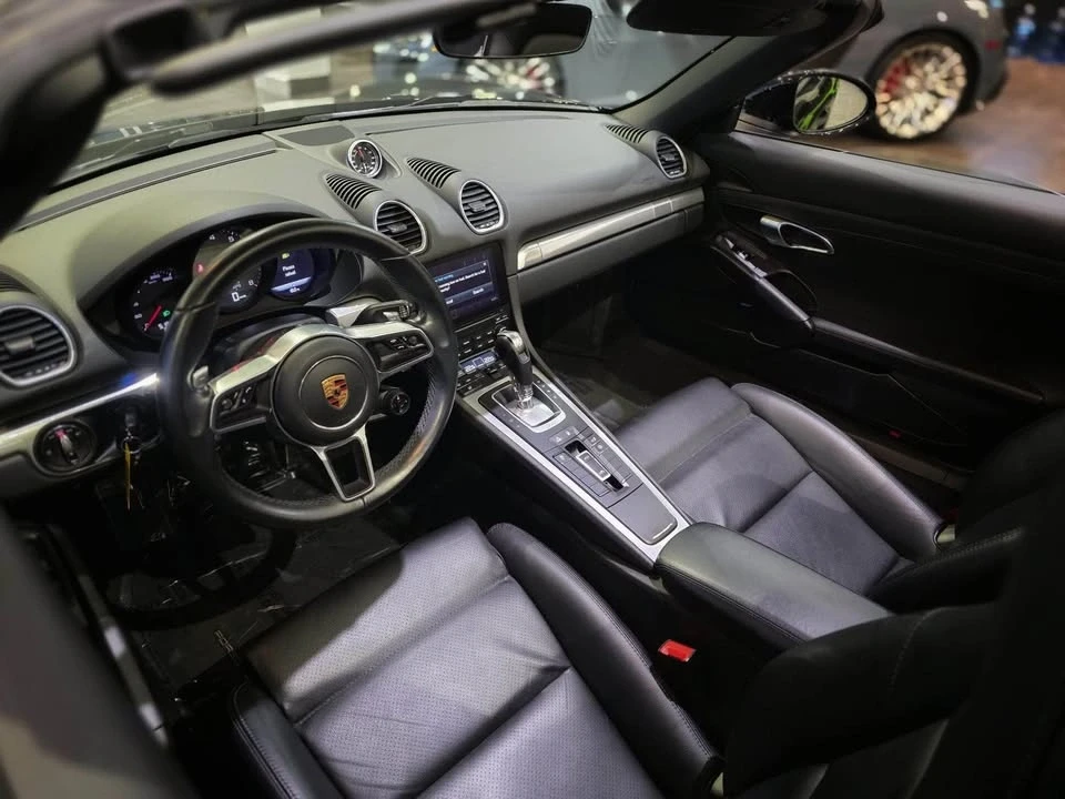 2018 Porsche 718 Boxster - Image 4 of 9