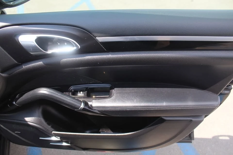 2018 Porsche 9Y0/9Y3 Cayenne - Image 17 of 20