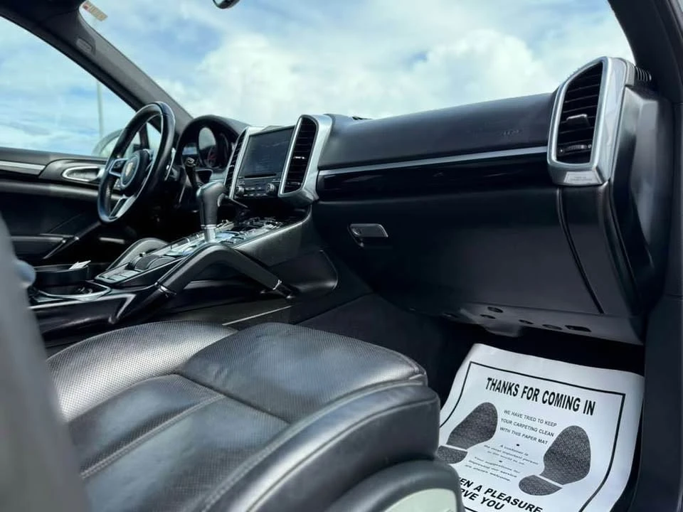 2018 Porsche 9Y0/9Y3 Cayenne - Image 11 of 17