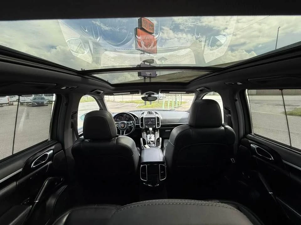 2018 Porsche 9Y0/9Y3 Cayenne - Image 15 of 17