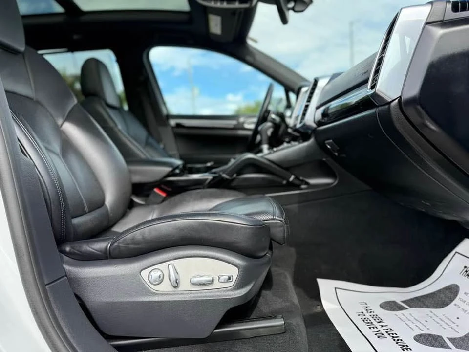 2018 Porsche 9Y0/9Y3 Cayenne - Image 14 of 17
