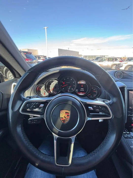 2018 Porsche 958 Cayenne - Image 10 of 14