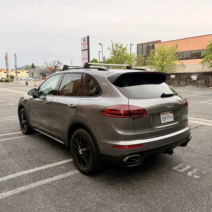 2018 Porsche 958 Cayenne - Image 16 of 19