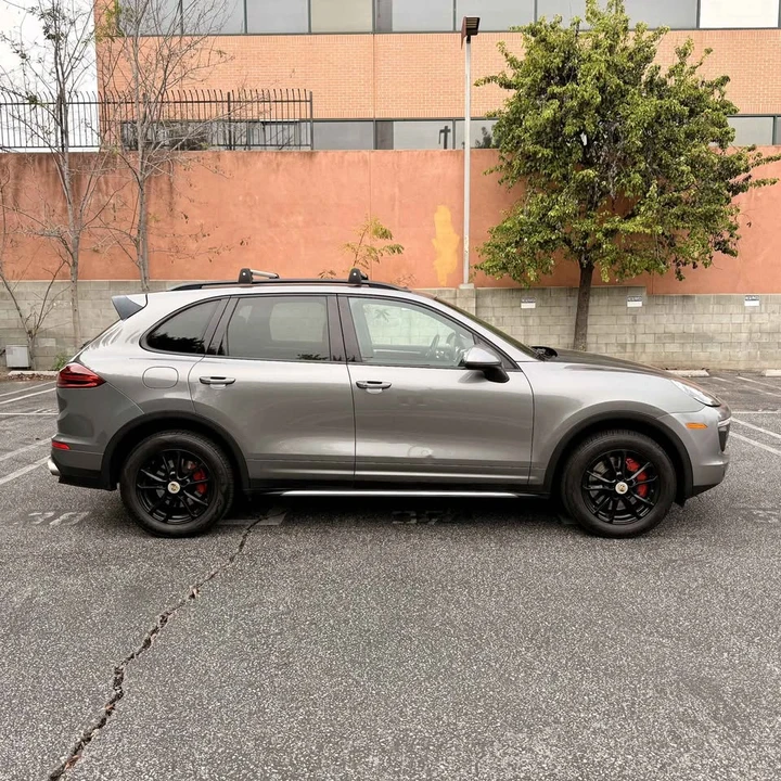 2018 Porsche 958 Cayenne - Image 2 of 19