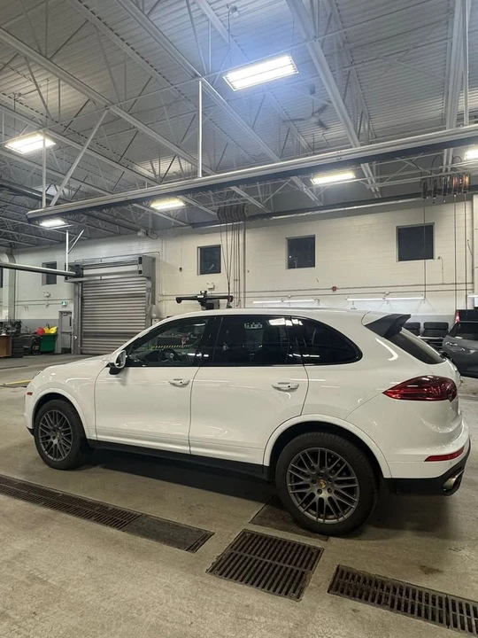 2018 Porsche 958 Cayenne - Image 3 of 10