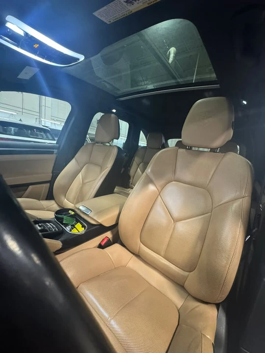 2018 Porsche 958 Cayenne - Image 7 of 10