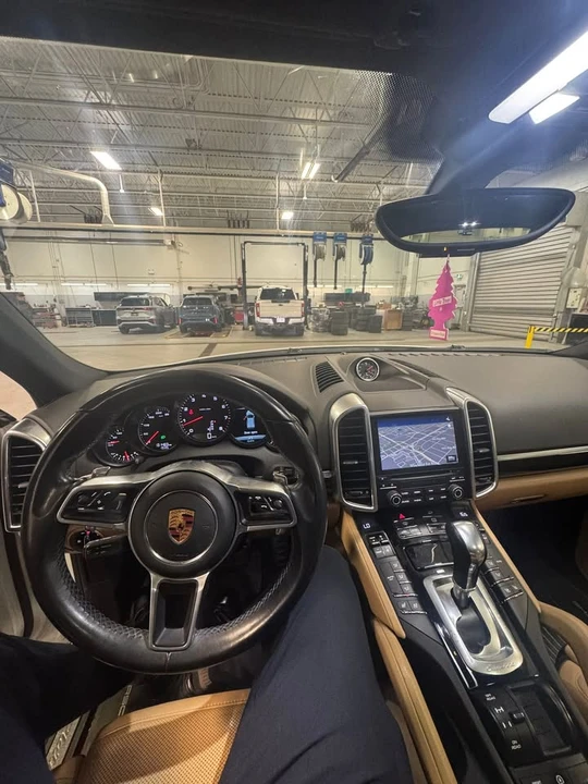 2018 Porsche 958 Cayenne - Image 6 of 10