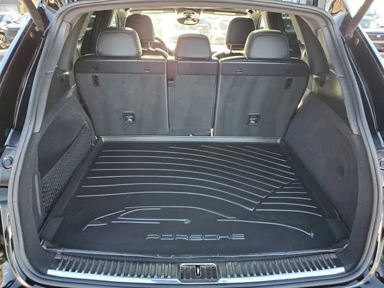 2018 Porsche 9Y0/9Y3 Cayenne - Image 16 of 16