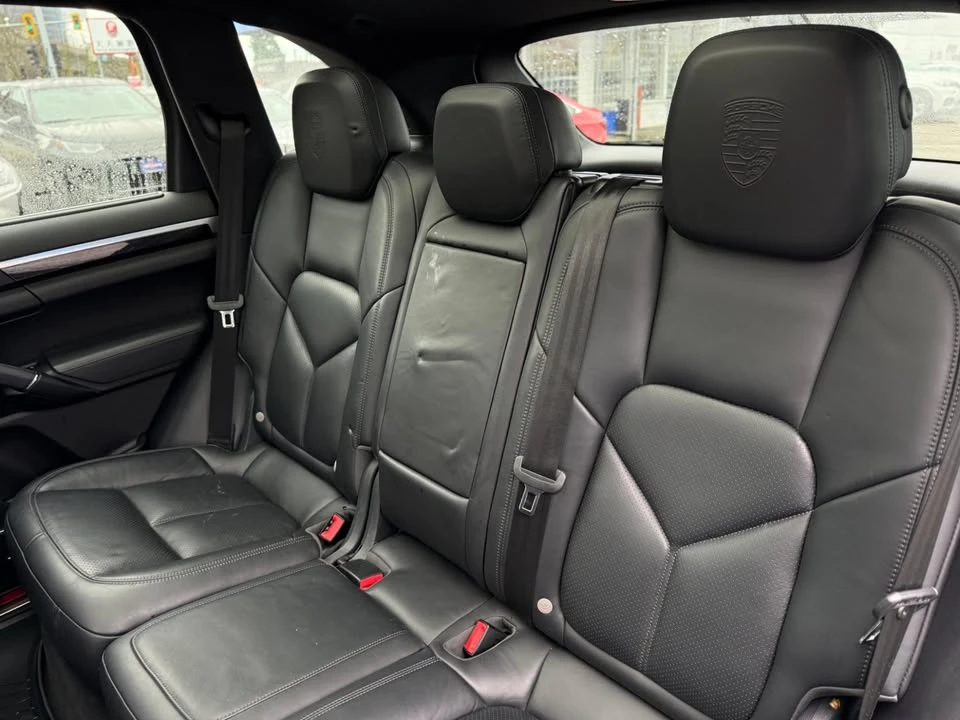 2018 Porsche 958 Cayenne - Image 12 of 20