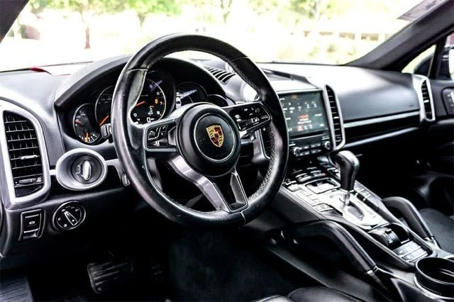 2018 Porsche 958 Cayenne - Image 17 of 20