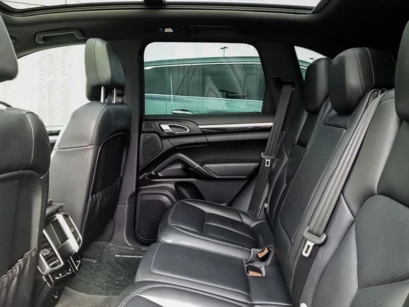 2018 Porsche 958 Cayenne - Image 18 of 20