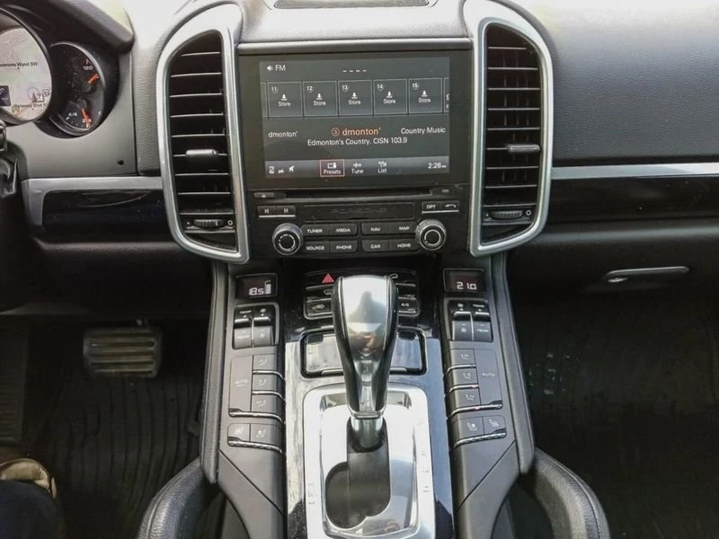 2018 Porsche 958 Cayenne - Image 14 of 20