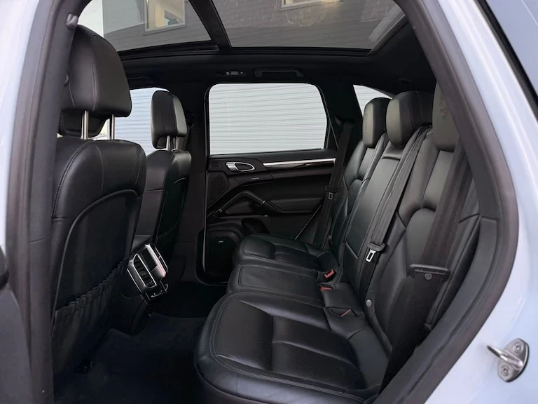 2018 Porsche 9Y0/9Y3 Cayenne - Image 15 of 19