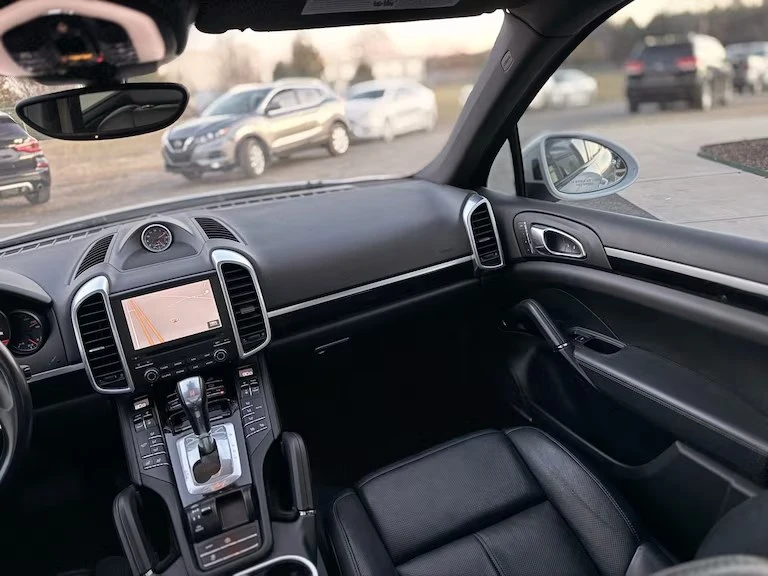 2018 Porsche 9Y0/9Y3 Cayenne - Image 11 of 19