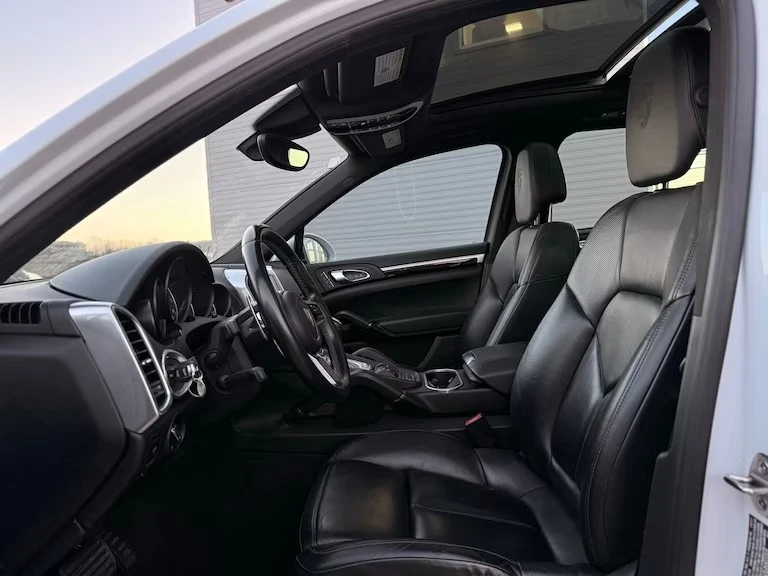 2018 Porsche 9Y0/9Y3 Cayenne - Image 9 of 19
