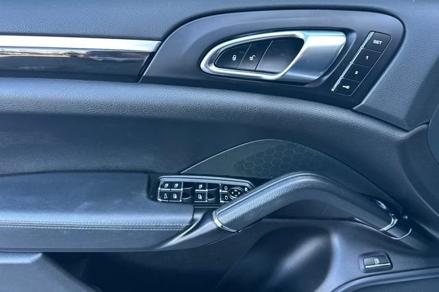 2018 Porsche 958 Cayenne S - Image 11 of 19