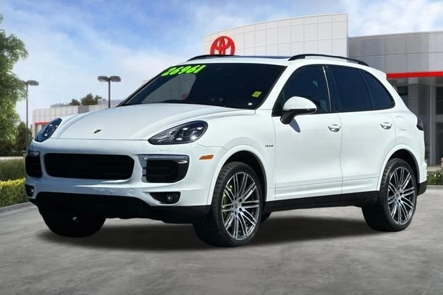 2018 Porsche 958 Cayenne S - Image 8 of 19