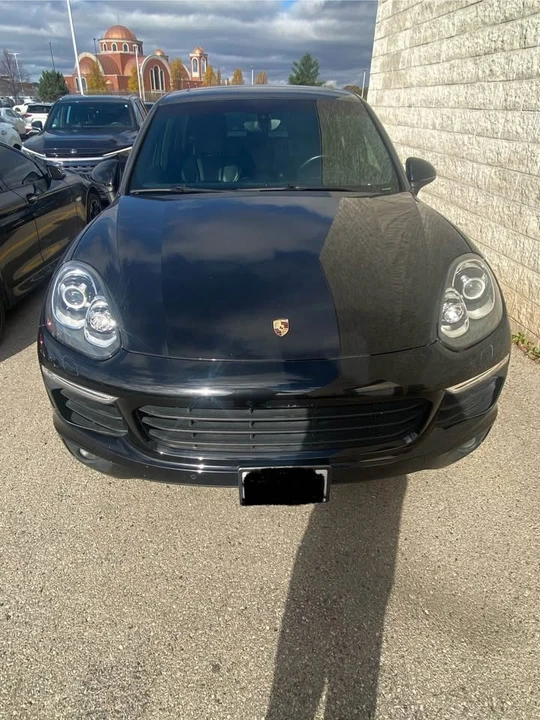 2018 Porsche 958 Cayenne - Image 2 of 10