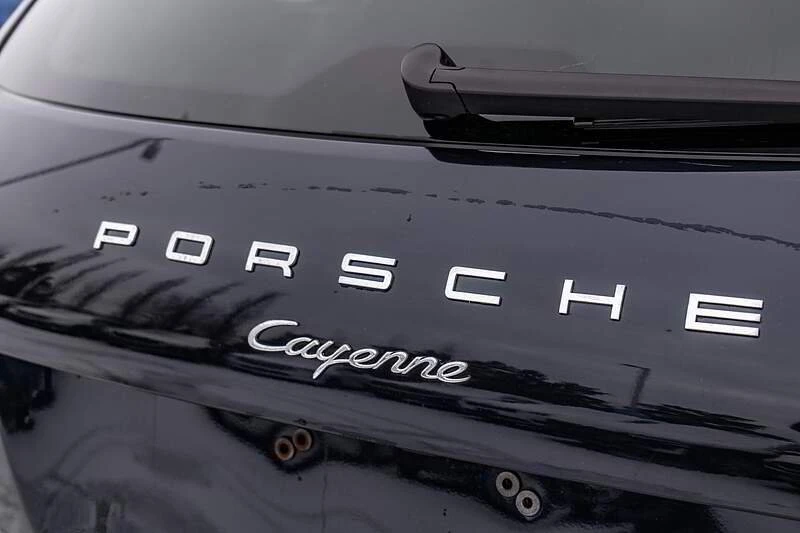 2018 Porsche 958 Cayenne - Image 5 of 17